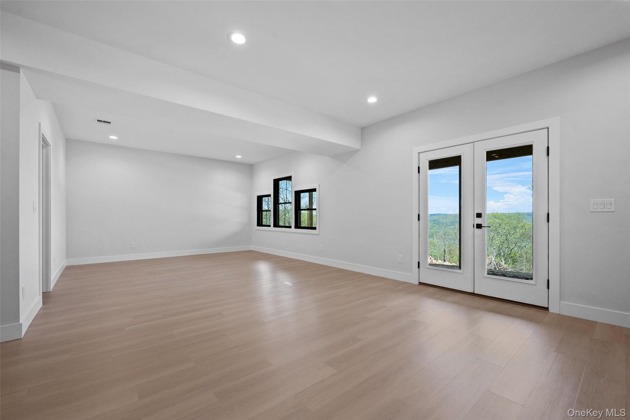 98 Fox Hill Road Property Photo 24