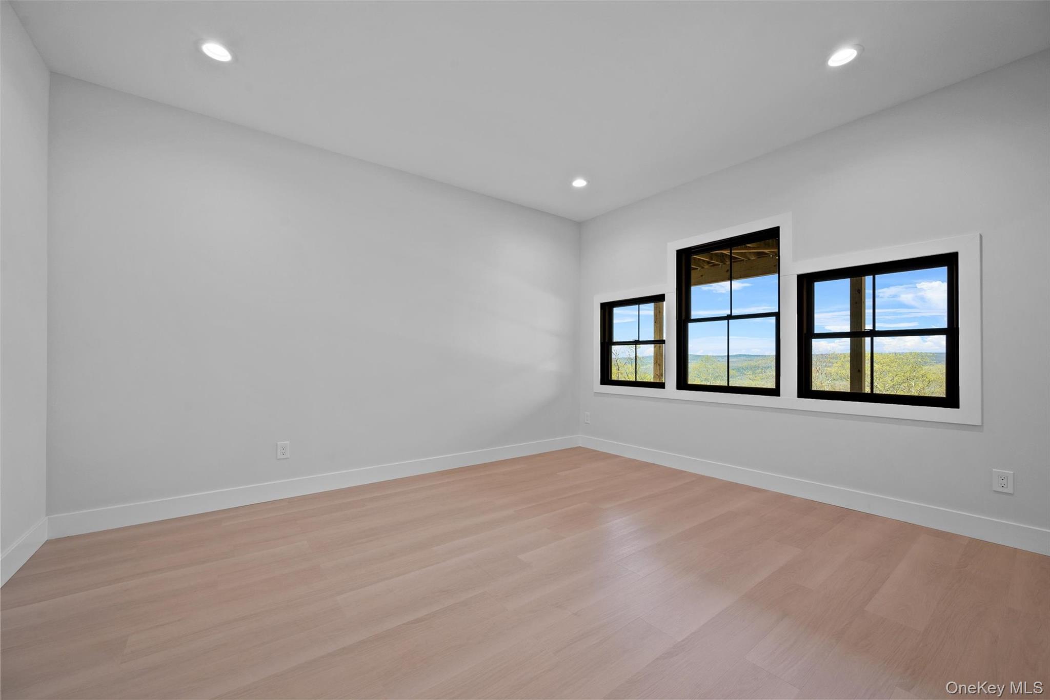 98 Fox Hill Road Property Photo 28