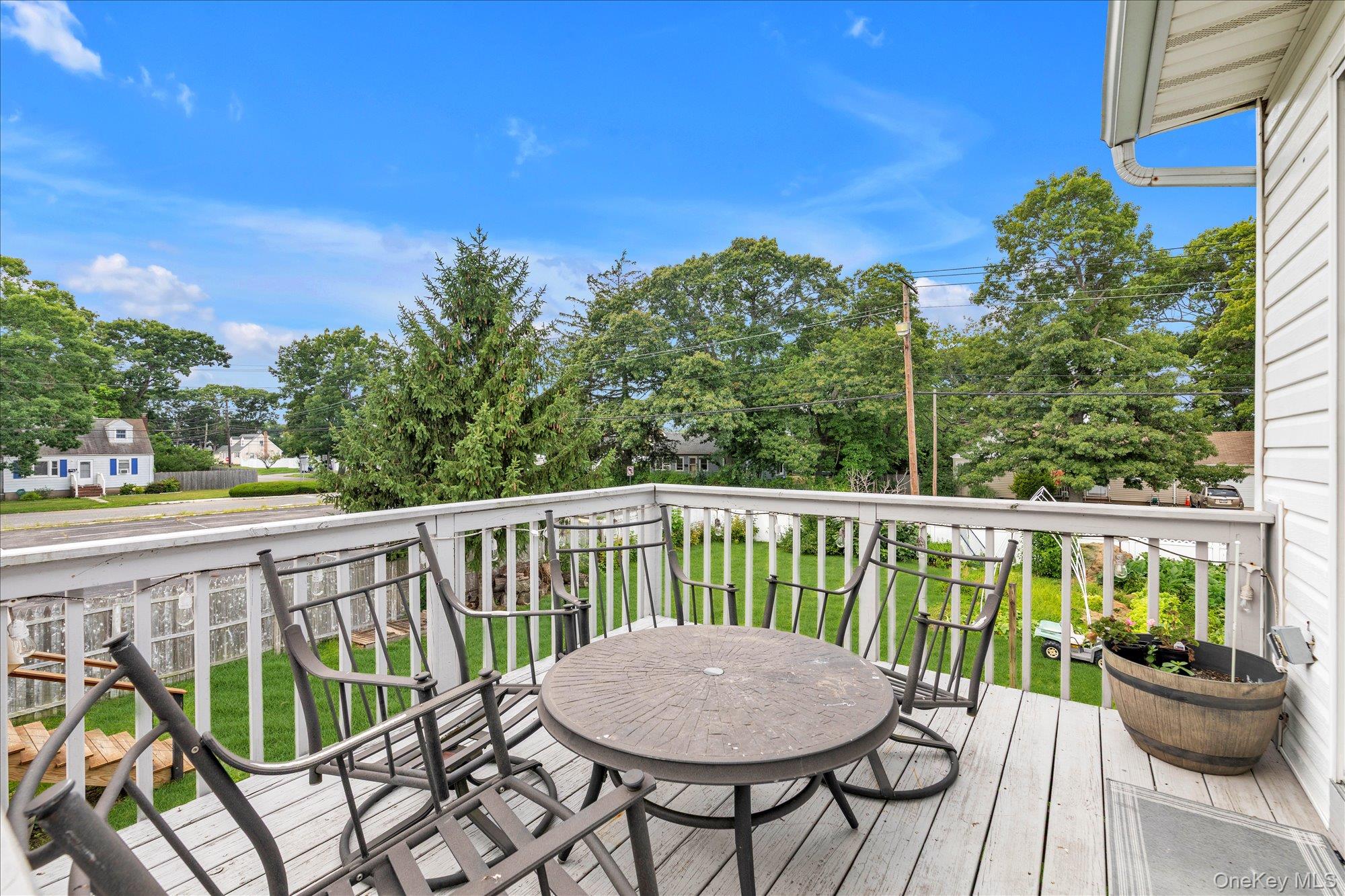 583 N Erie Avenue Property Photo 12