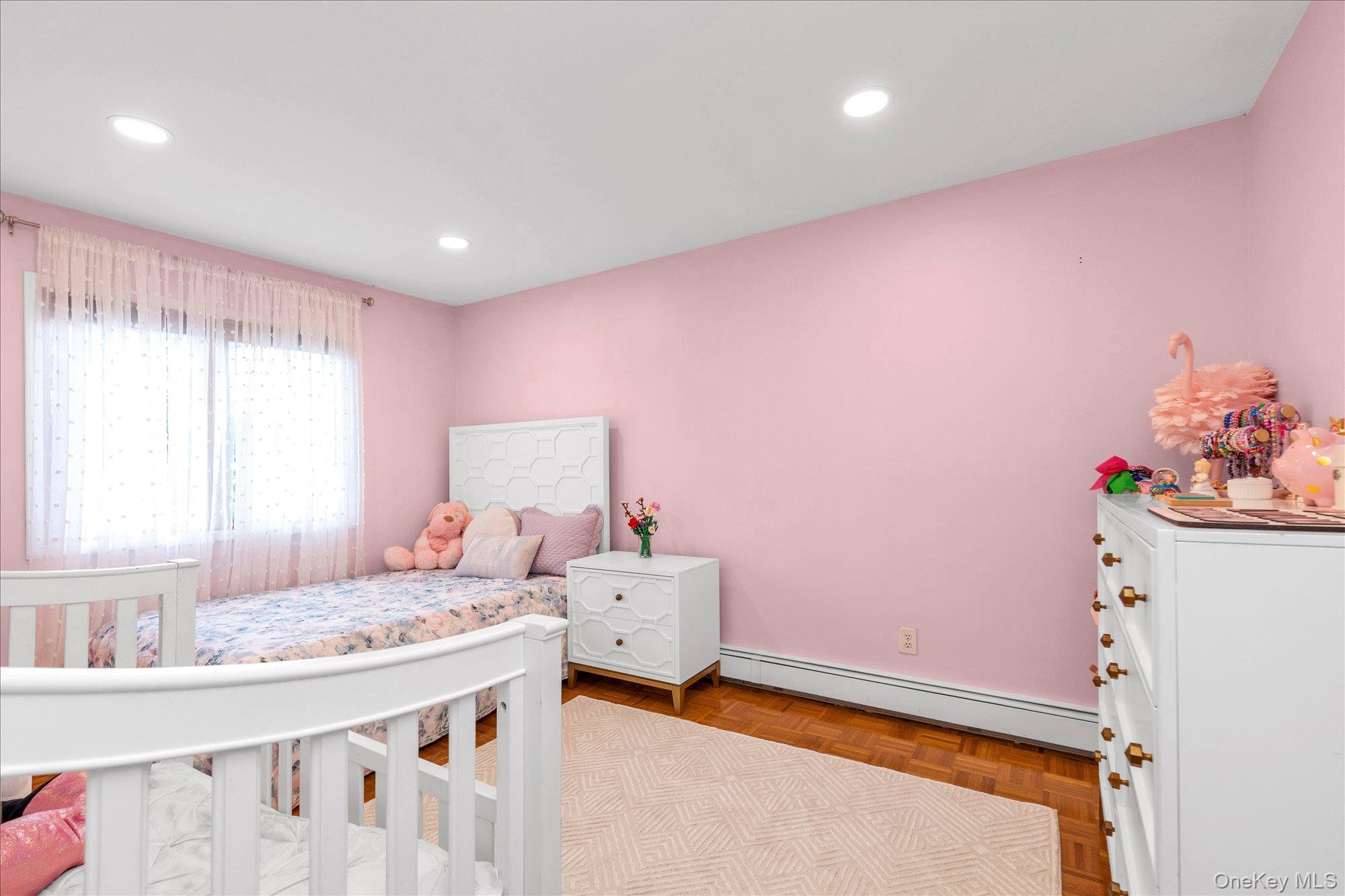 583 N Erie Avenue Property Photo 16