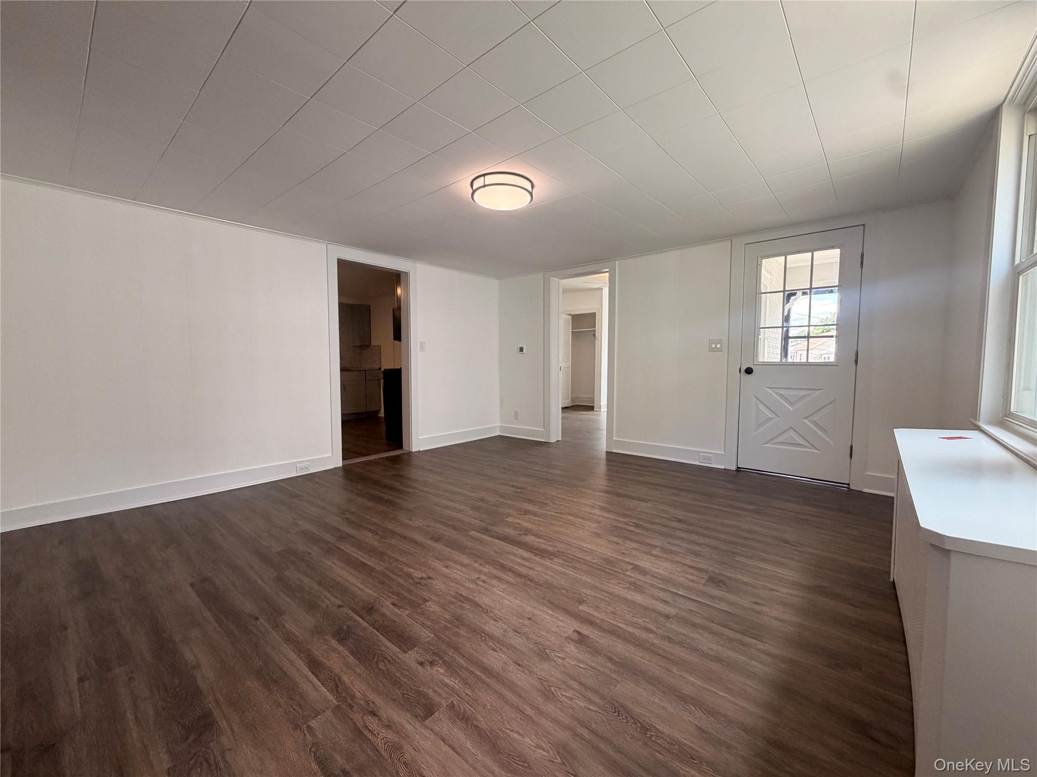 94 Center Street Property Photo 4