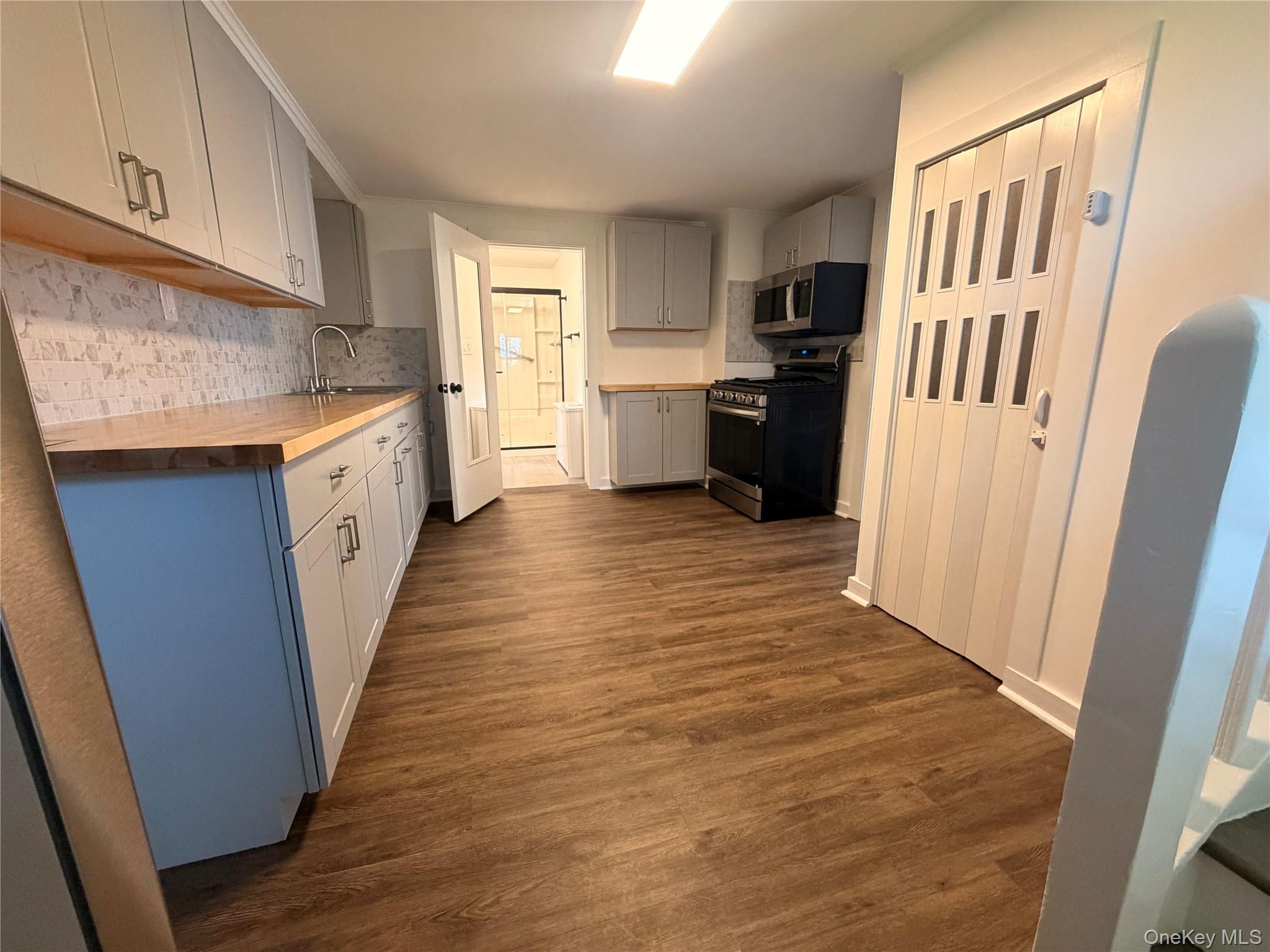 94 Center Street Property Photo 10