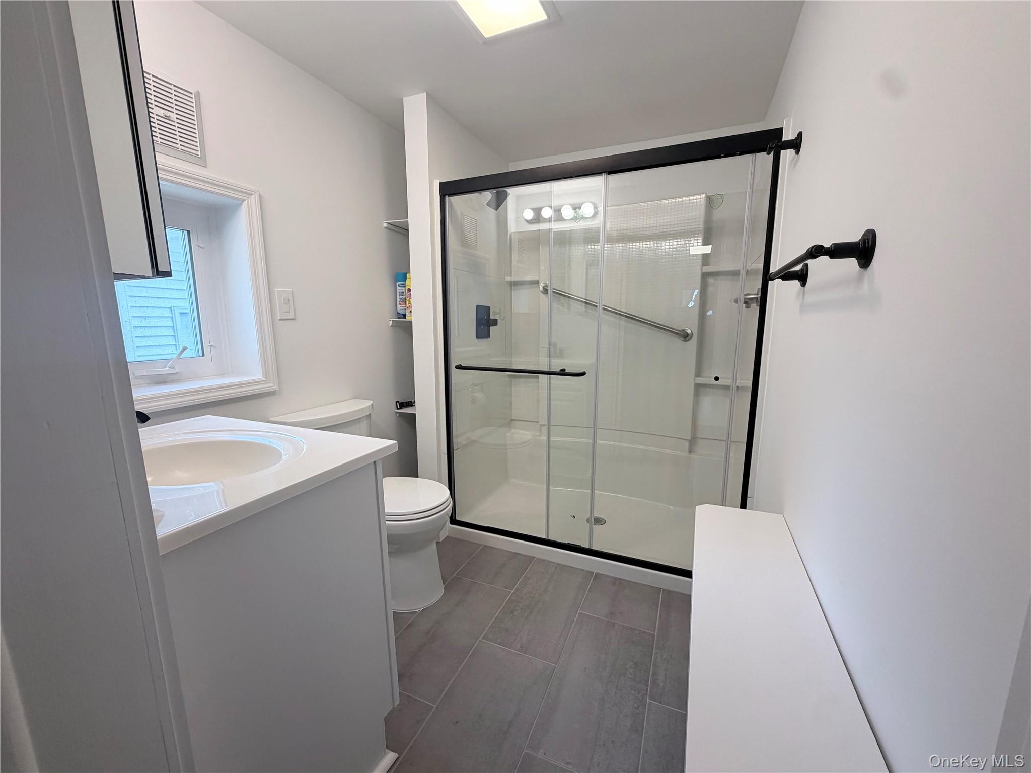 94 Center Street Property Photo 11