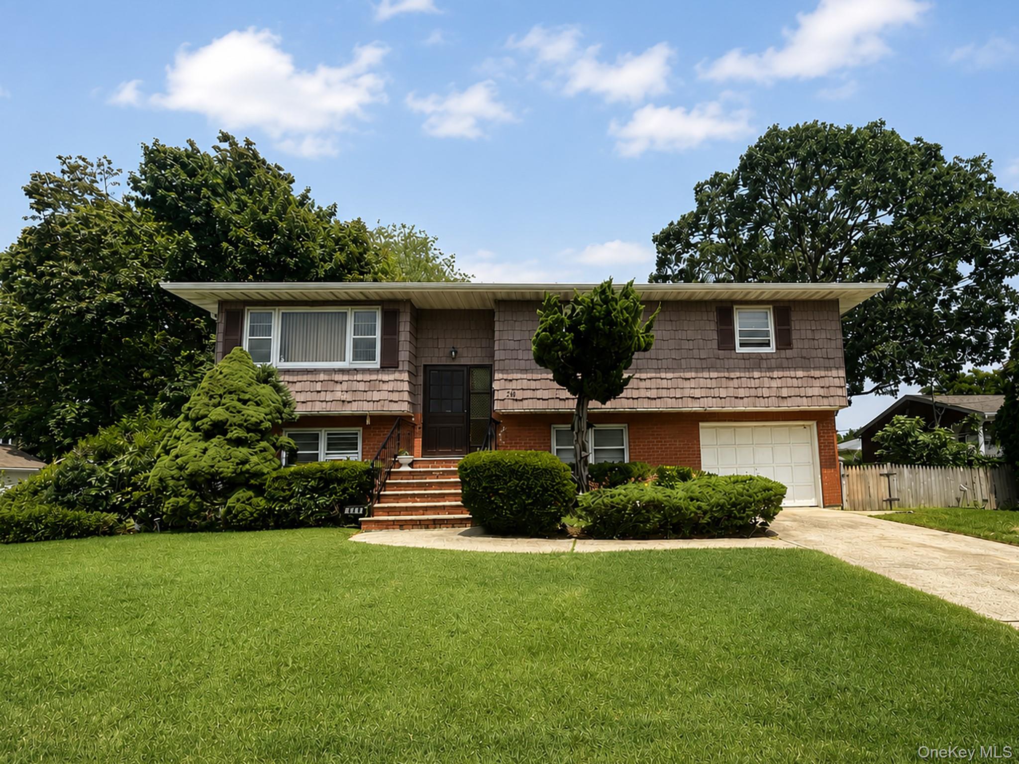 344 47th Street Property Photo 1