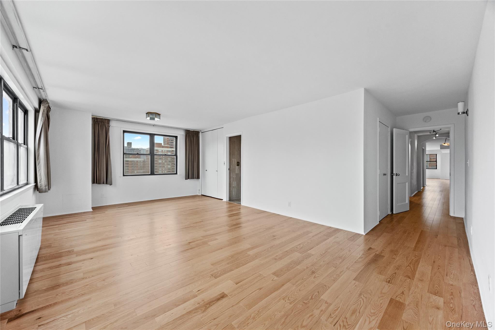 201 E 28th Street 16ab Property Photo 12
