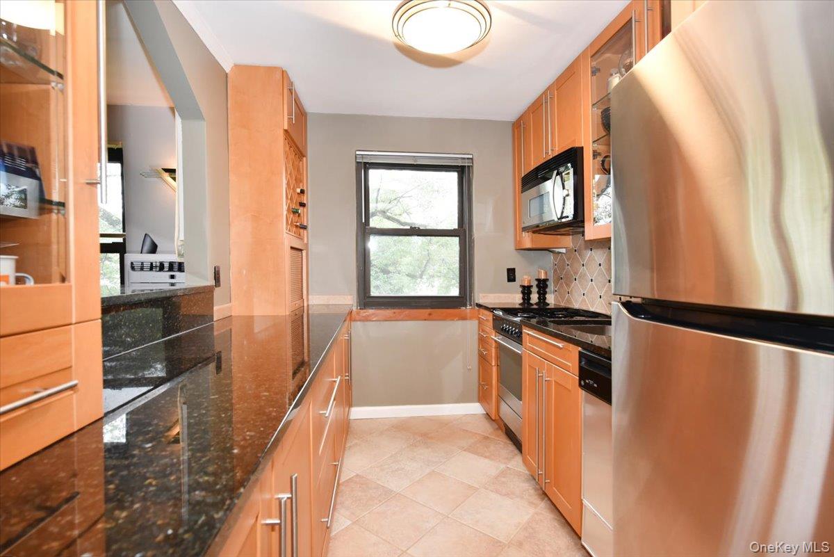 1 Terrace Circle 3-f Property Photo 6