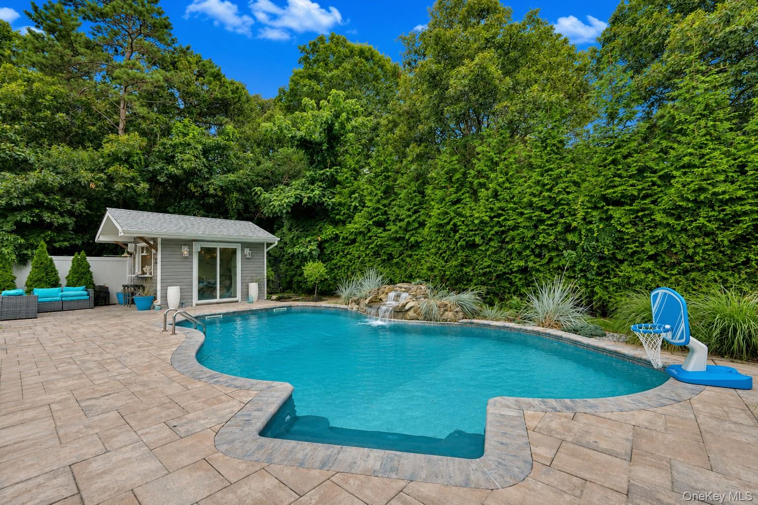 22 Deer Avenue Property Photo 1