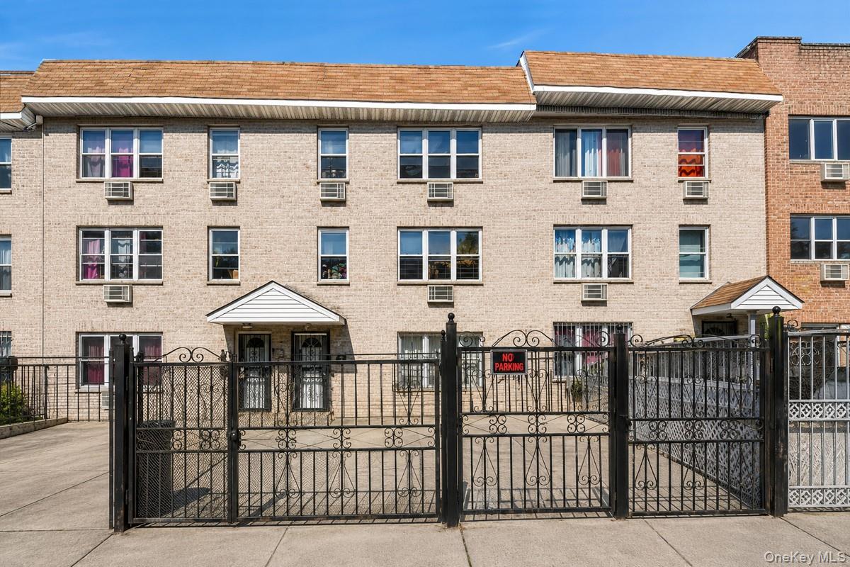 625 Coster Street Property Photo 13