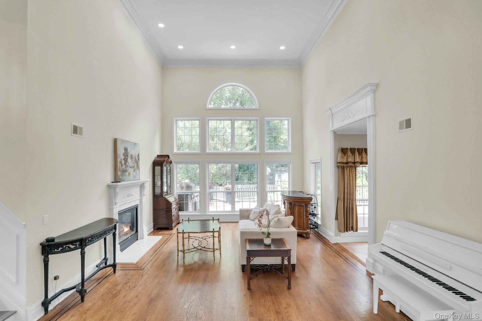 7 Dorm Court Property Photo 5