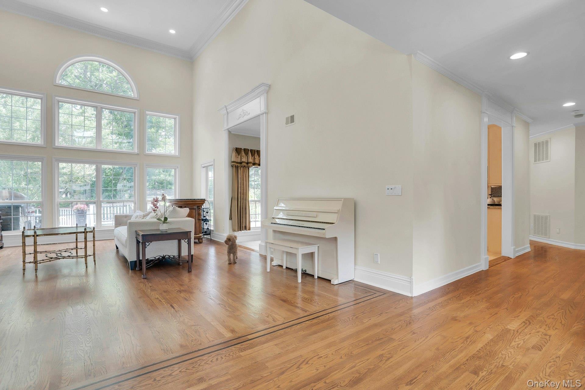 7 Dorm Court Property Photo 7