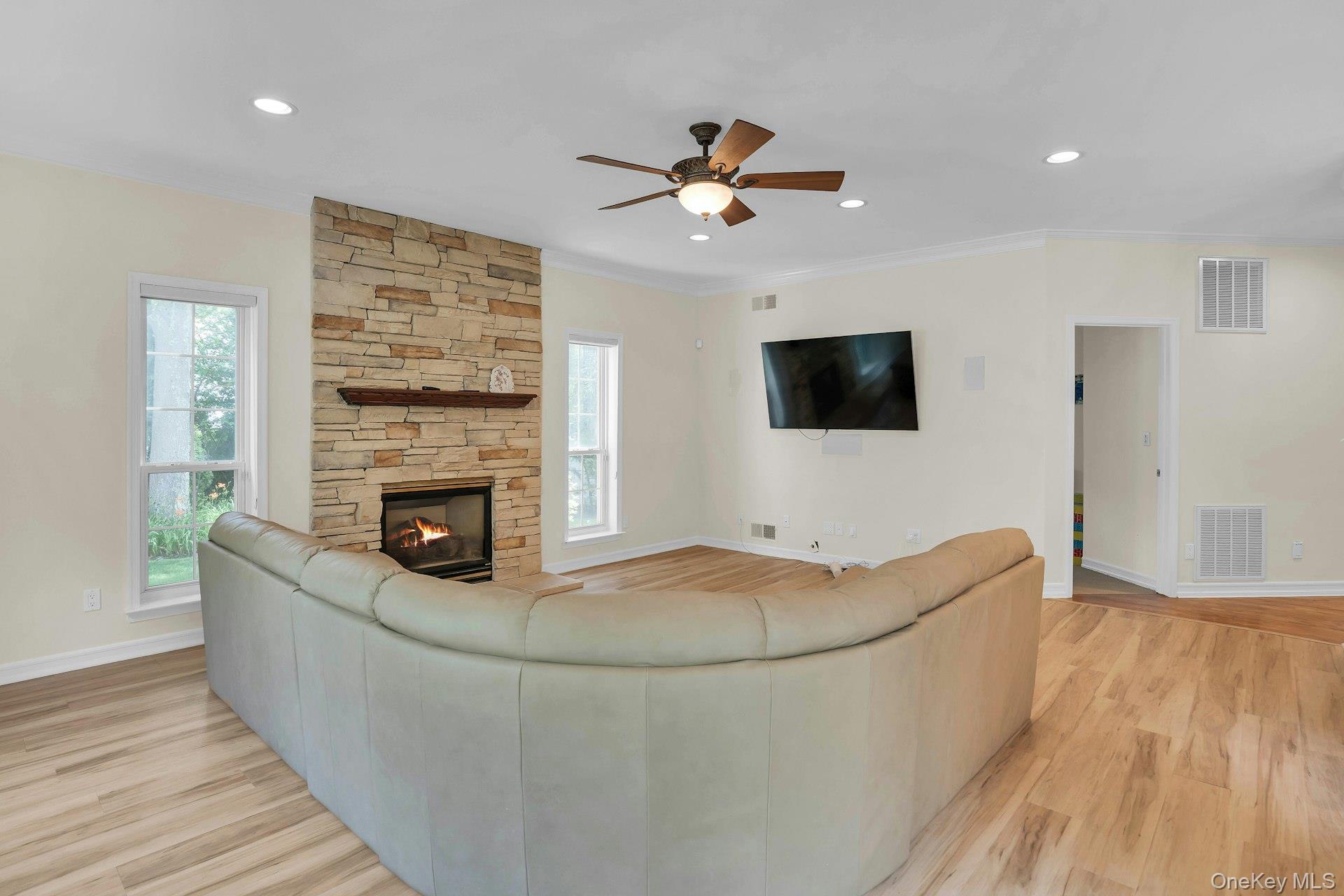 7 Dorm Court Property Photo 17