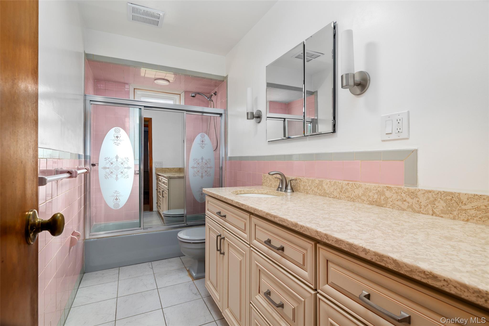 2360 Hamilton Avenue Property Photo 12