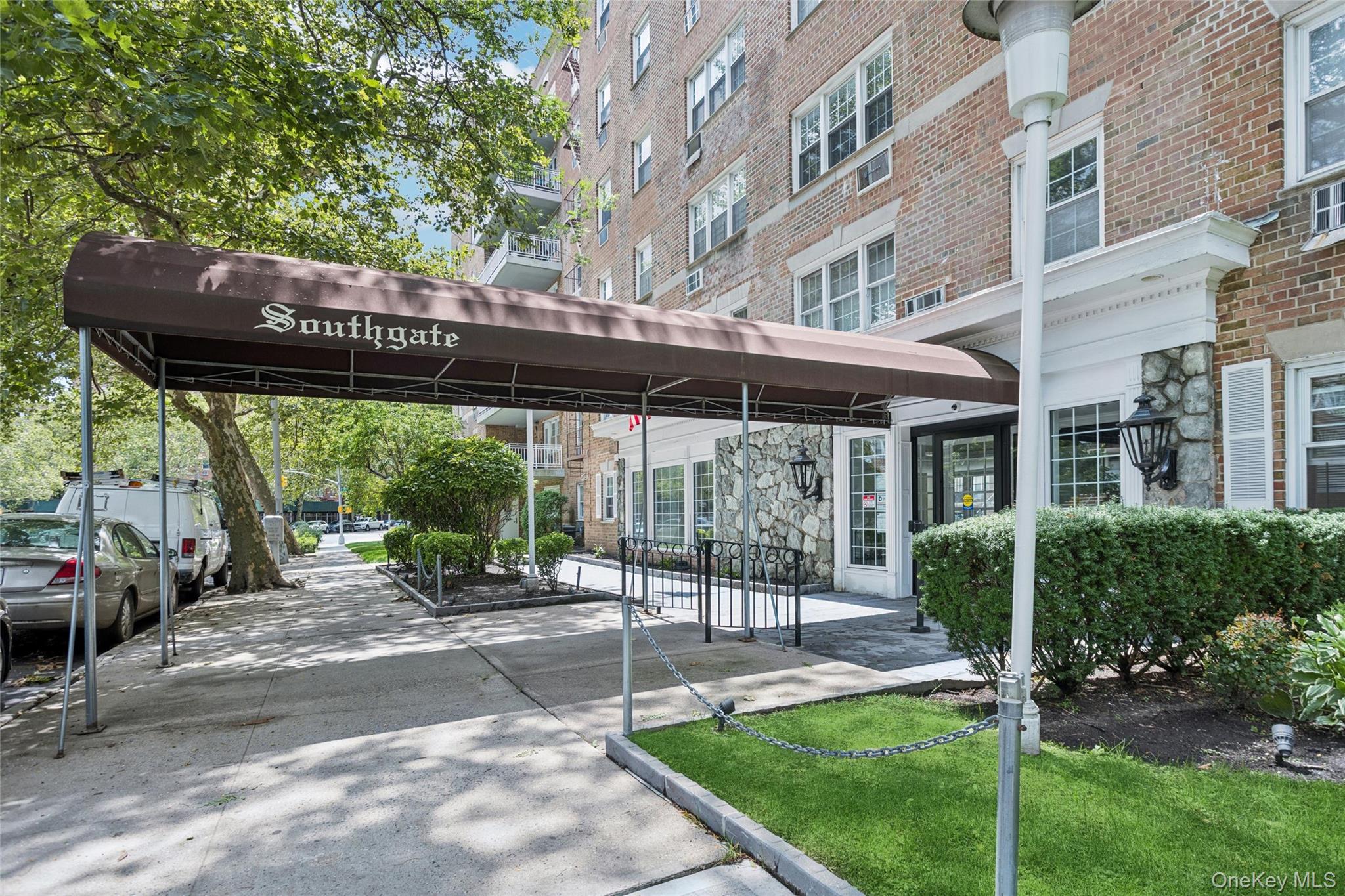 14930 88th Street 2E Property Photo 1