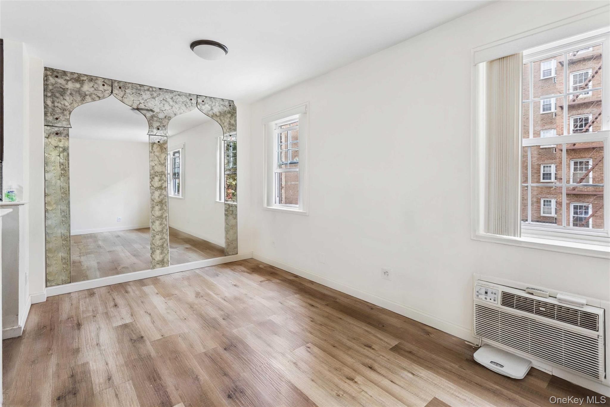 14930 88th Street 2e Property Photo 4