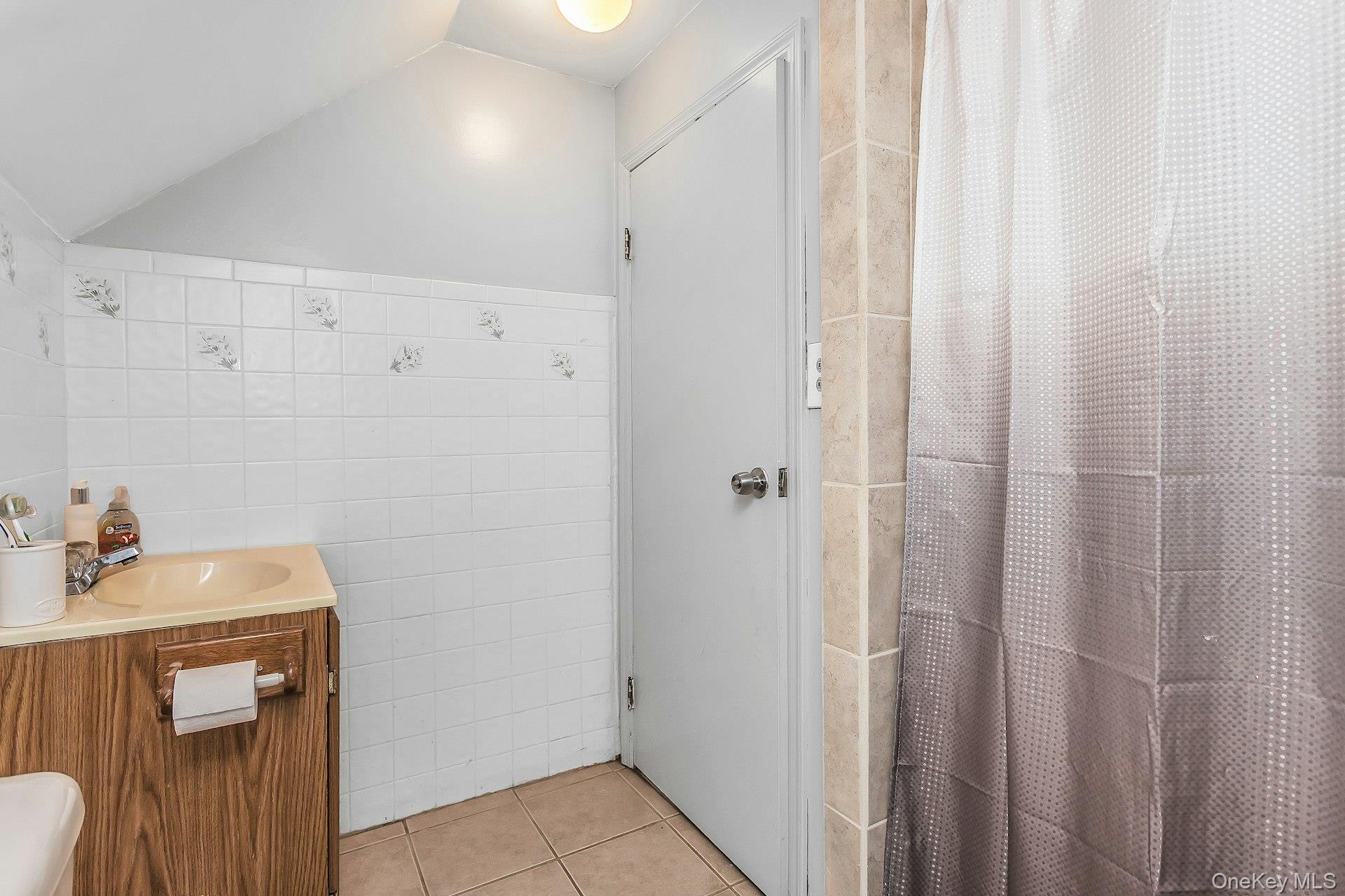 130 E Fairview Avenue Property Photo 17