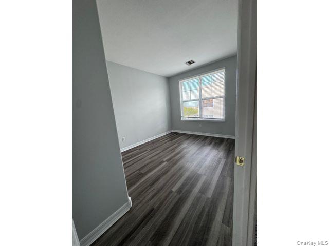 1030281 Property Photo 3