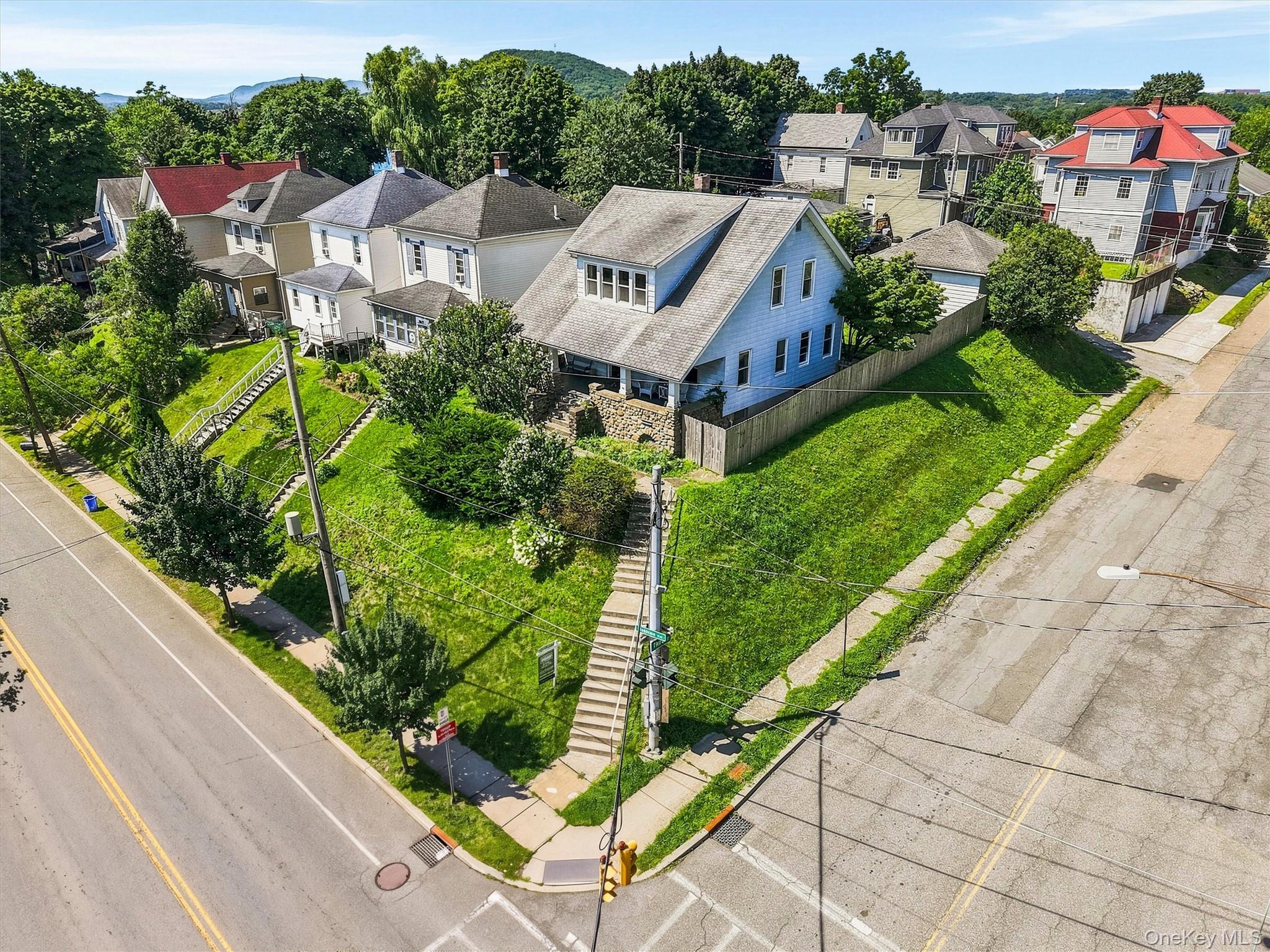 97 Robinson Avenue Property Photo 2
