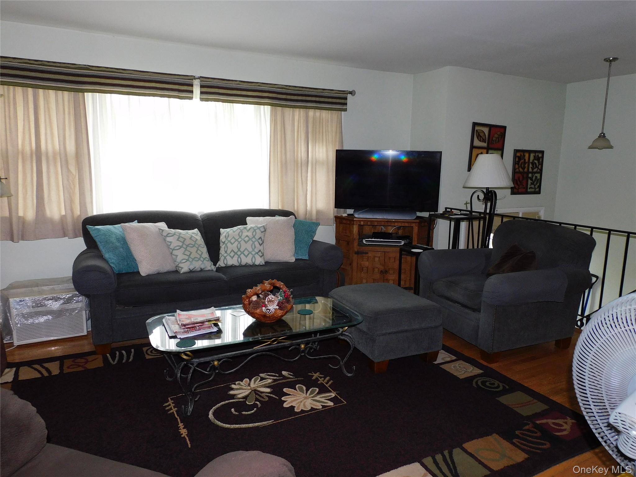 30 Kelly Avenue Property Photo 10