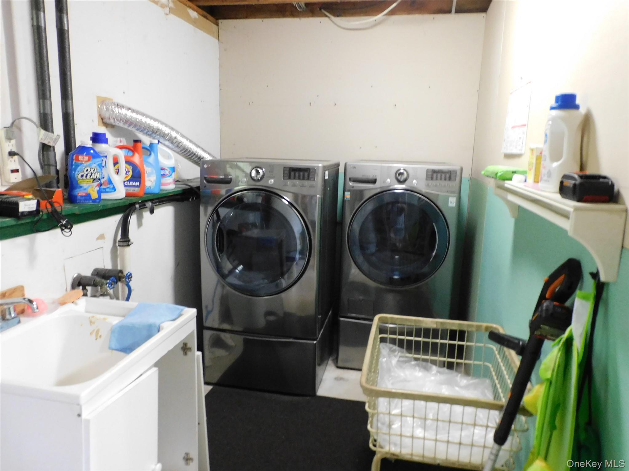 30 Kelly Avenue Property Photo 25
