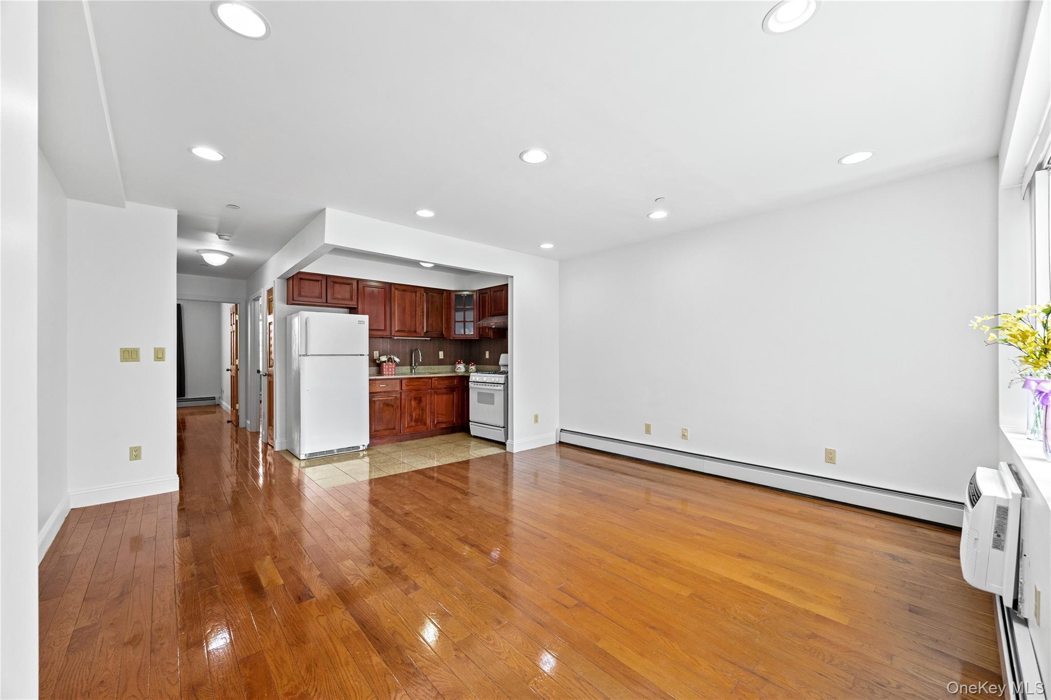 58-11 183rd Street Property Photo 18