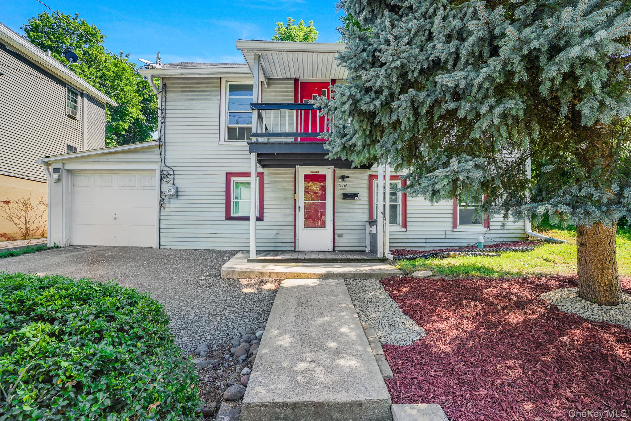 55 E Main Street Property Photo 2