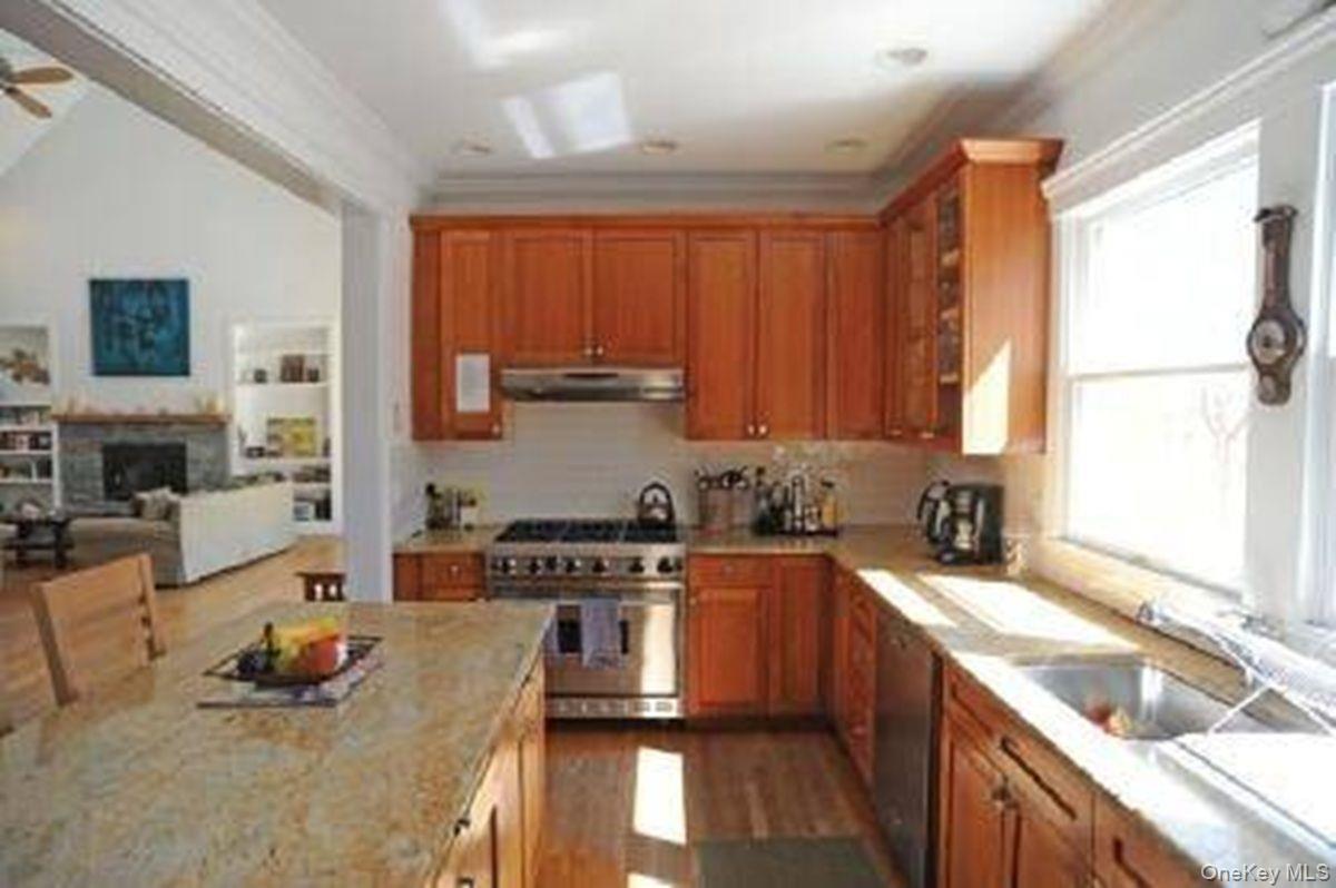 111 Merchants Path Property Photo 7