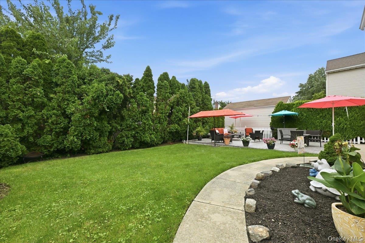 166 Beech Street Property Photo 29