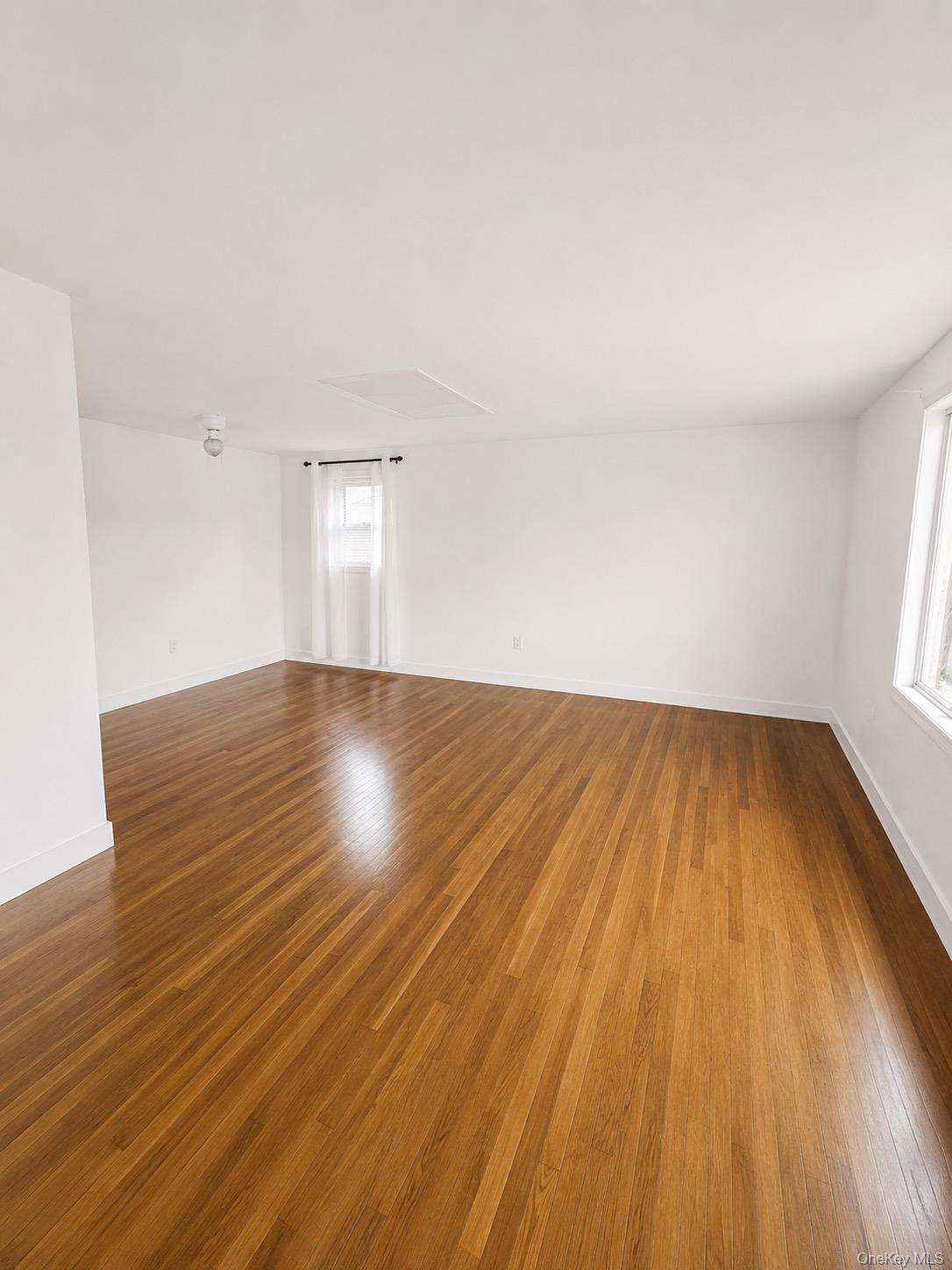 29 Julian Place Property Photo 3