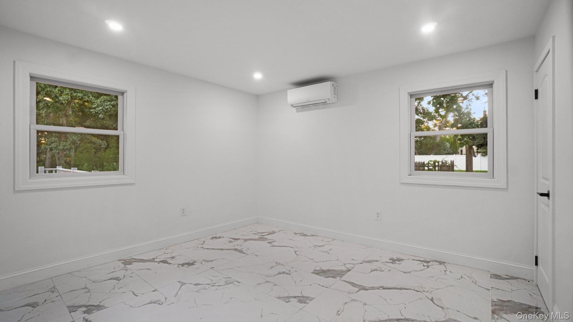 52 Crystal Beach Boulevard Property Photo 11