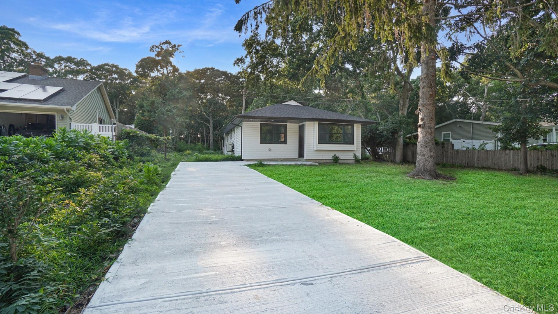 52 Crystal Beach Boulevard Property Photo 16