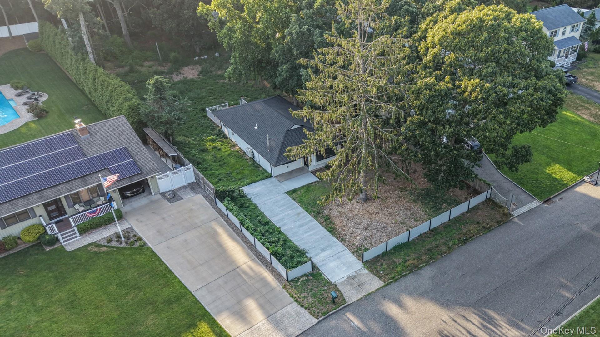 52 Crystal Beach Boulevard Property Photo 21