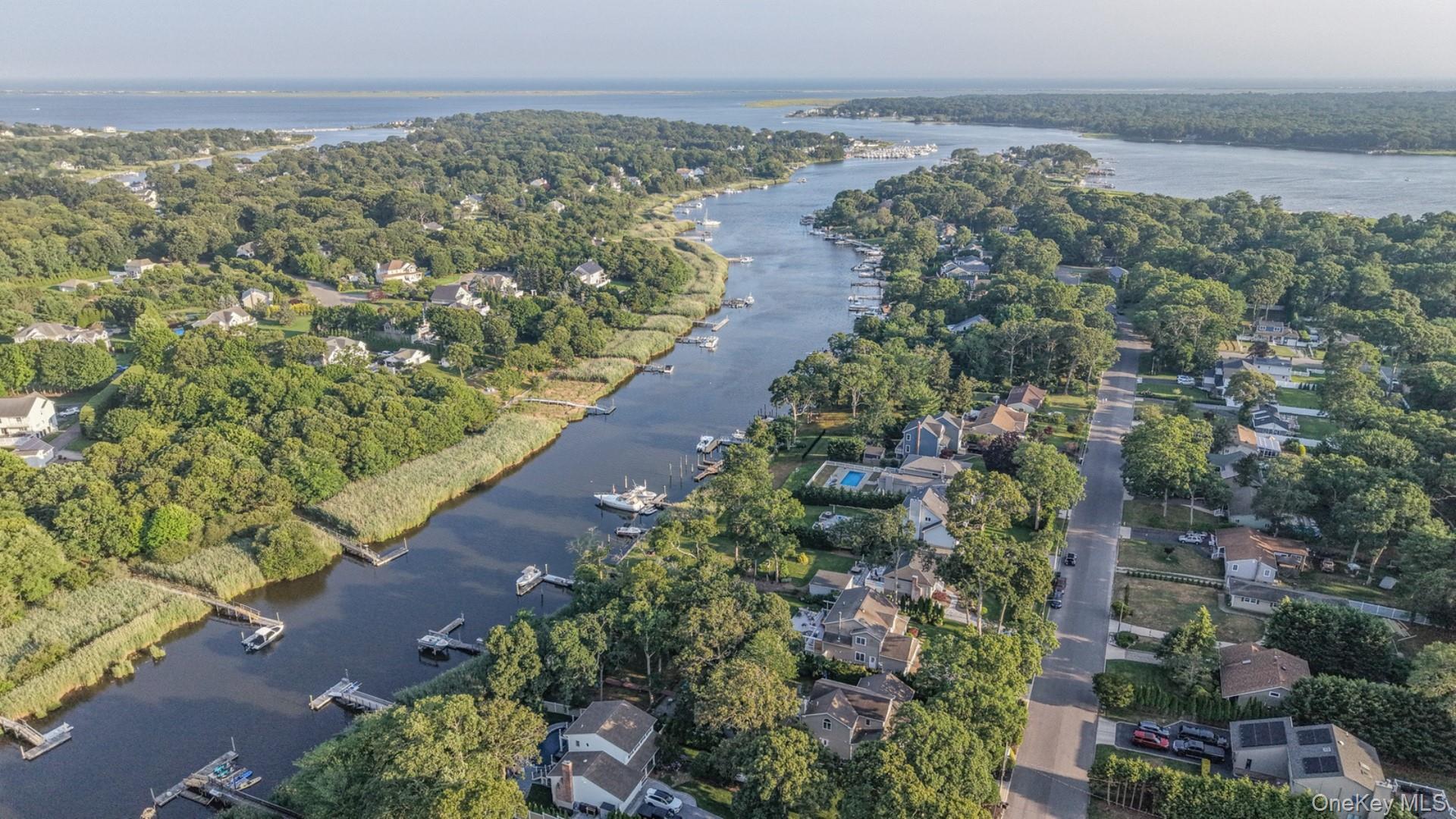 52 Crystal Beach Boulevard Property Photo 25