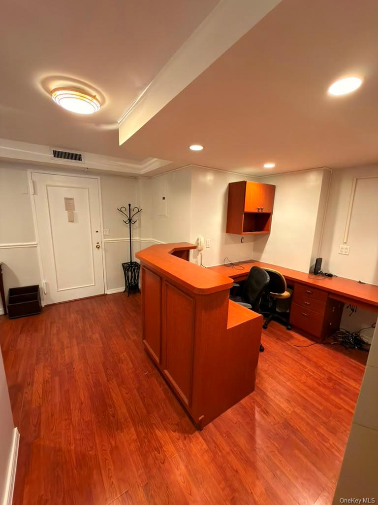 155 W 68th Street 2-27 Property Photo 3