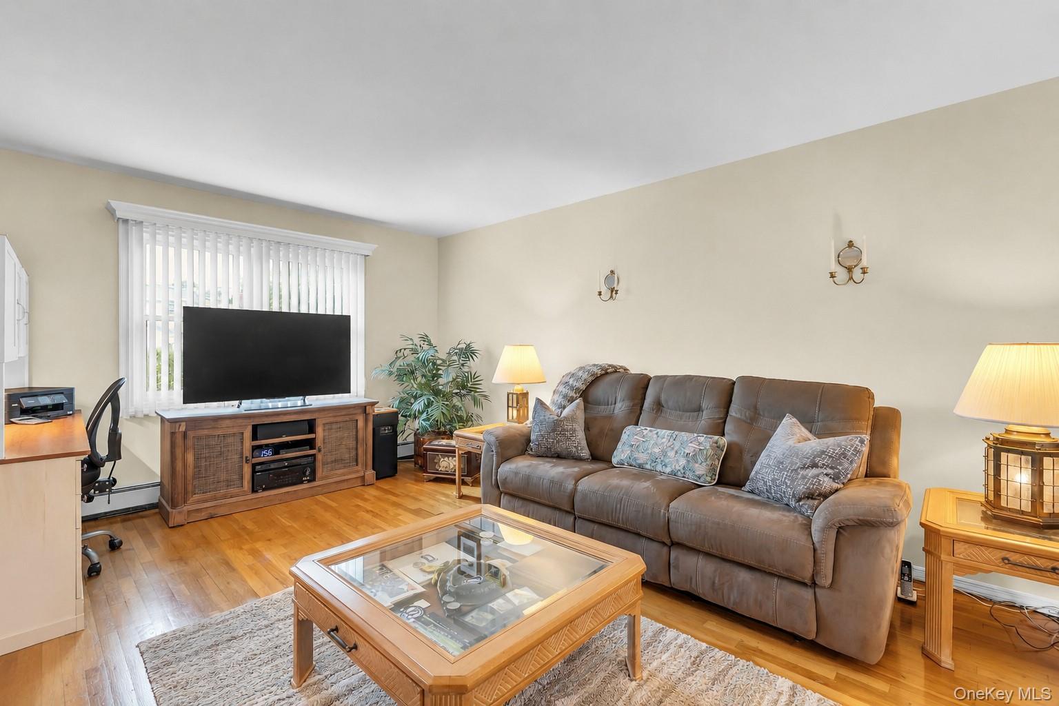 100 Middlesex Avenue Property Photo 7
