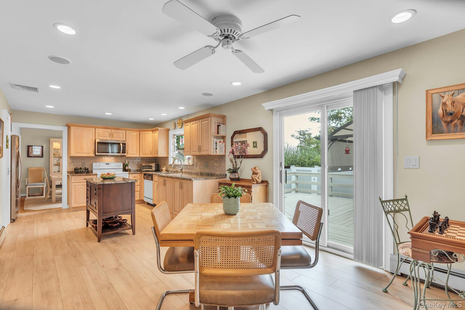 100 Middlesex Avenue Property Photo 18
