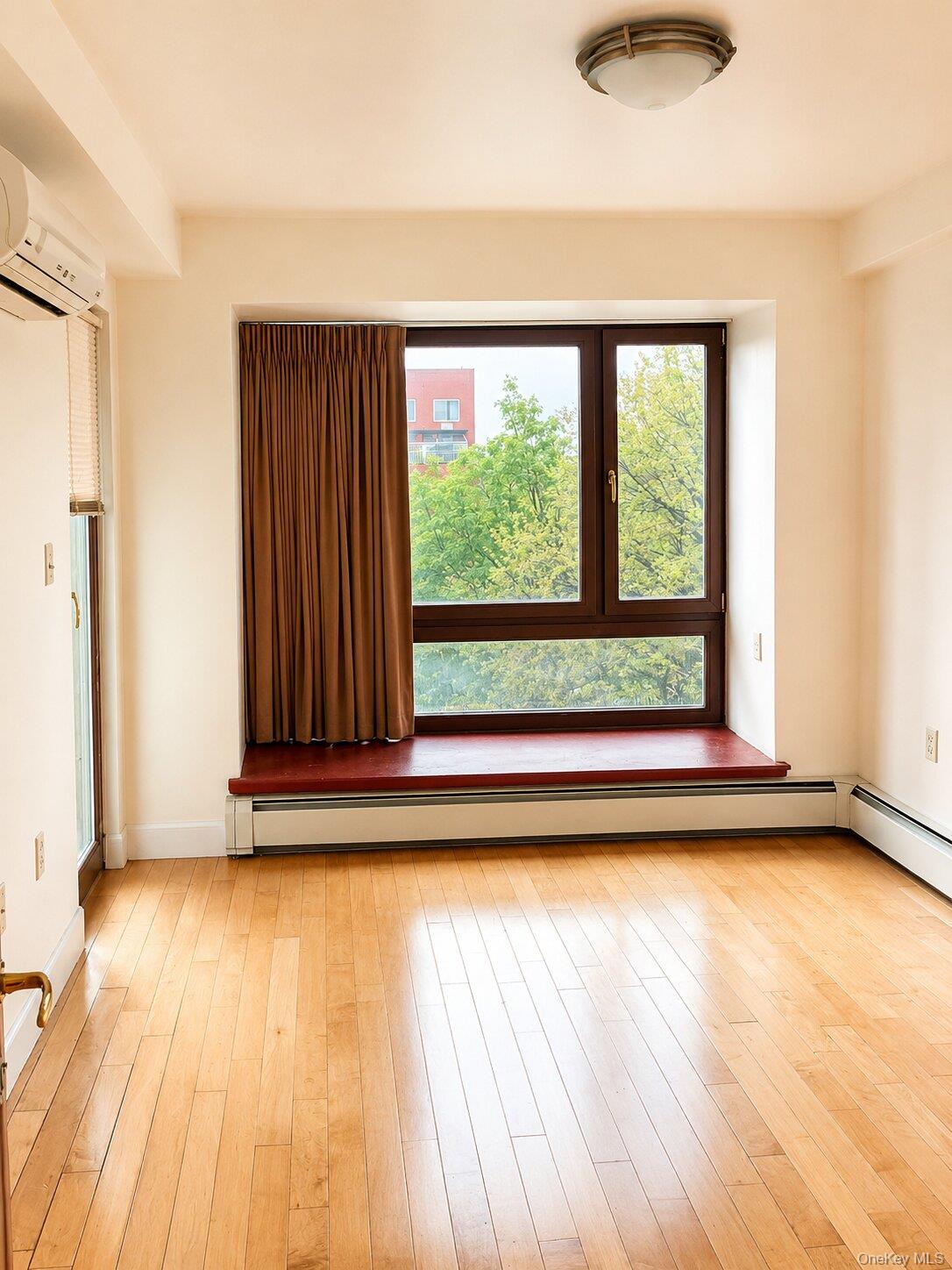 14022 Beech Avenue 6c Property Photo 4