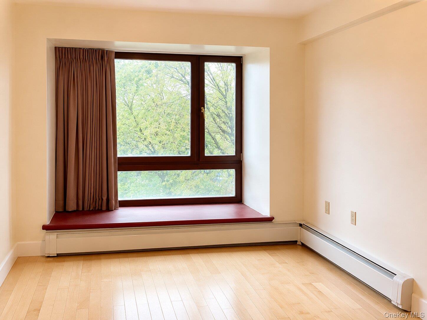 14022 Beech Avenue 6c Property Photo 5