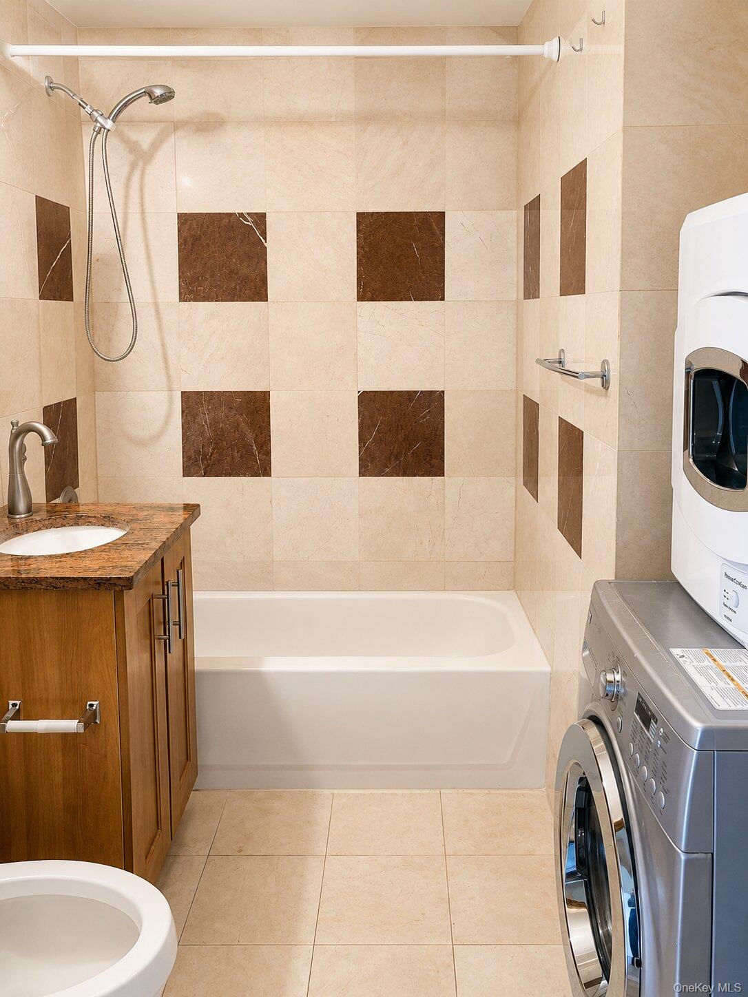 14022 Beech Avenue 6c Property Photo 6
