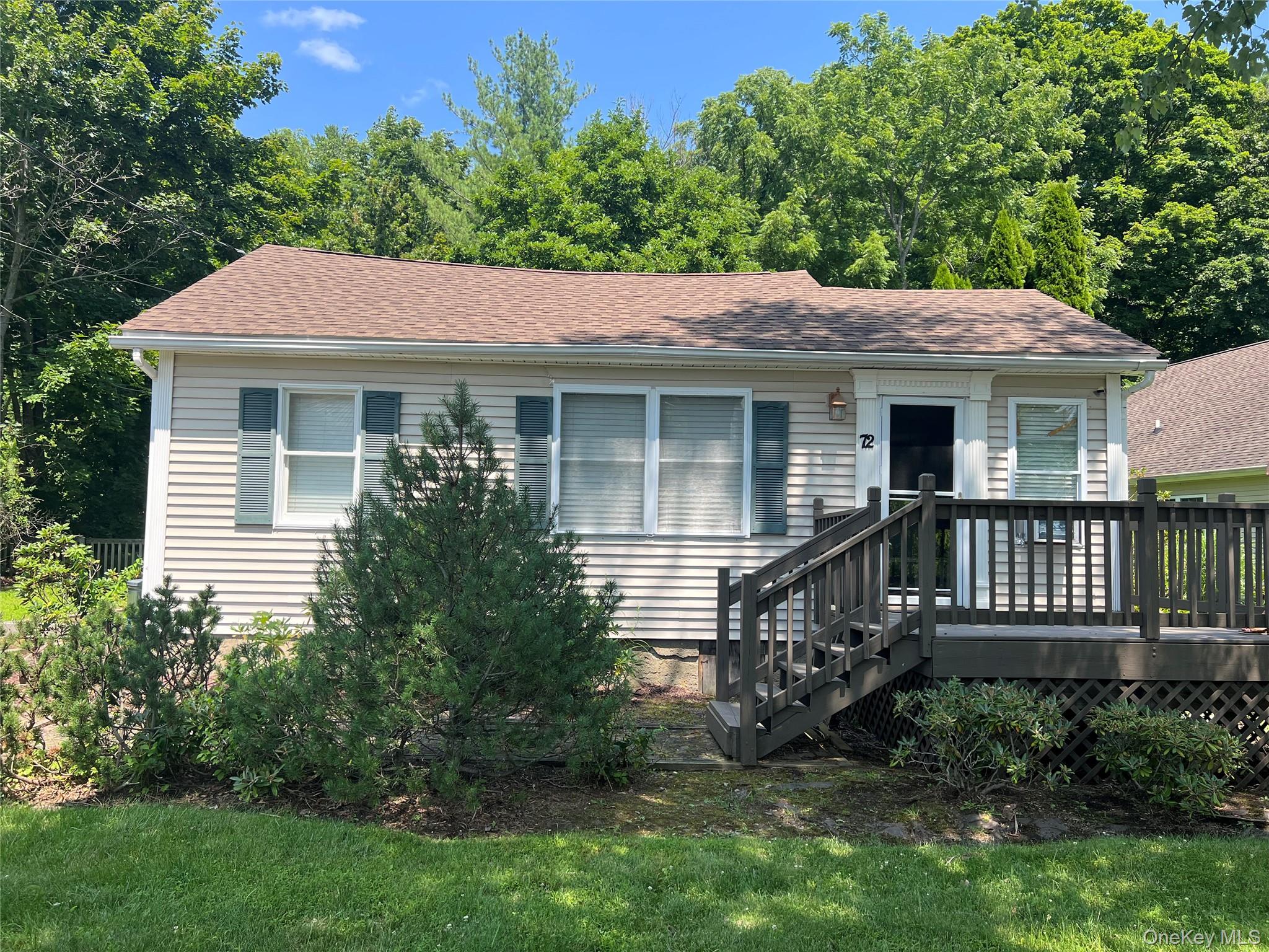 72 Vails Lake Shore Drive Property Photo 1