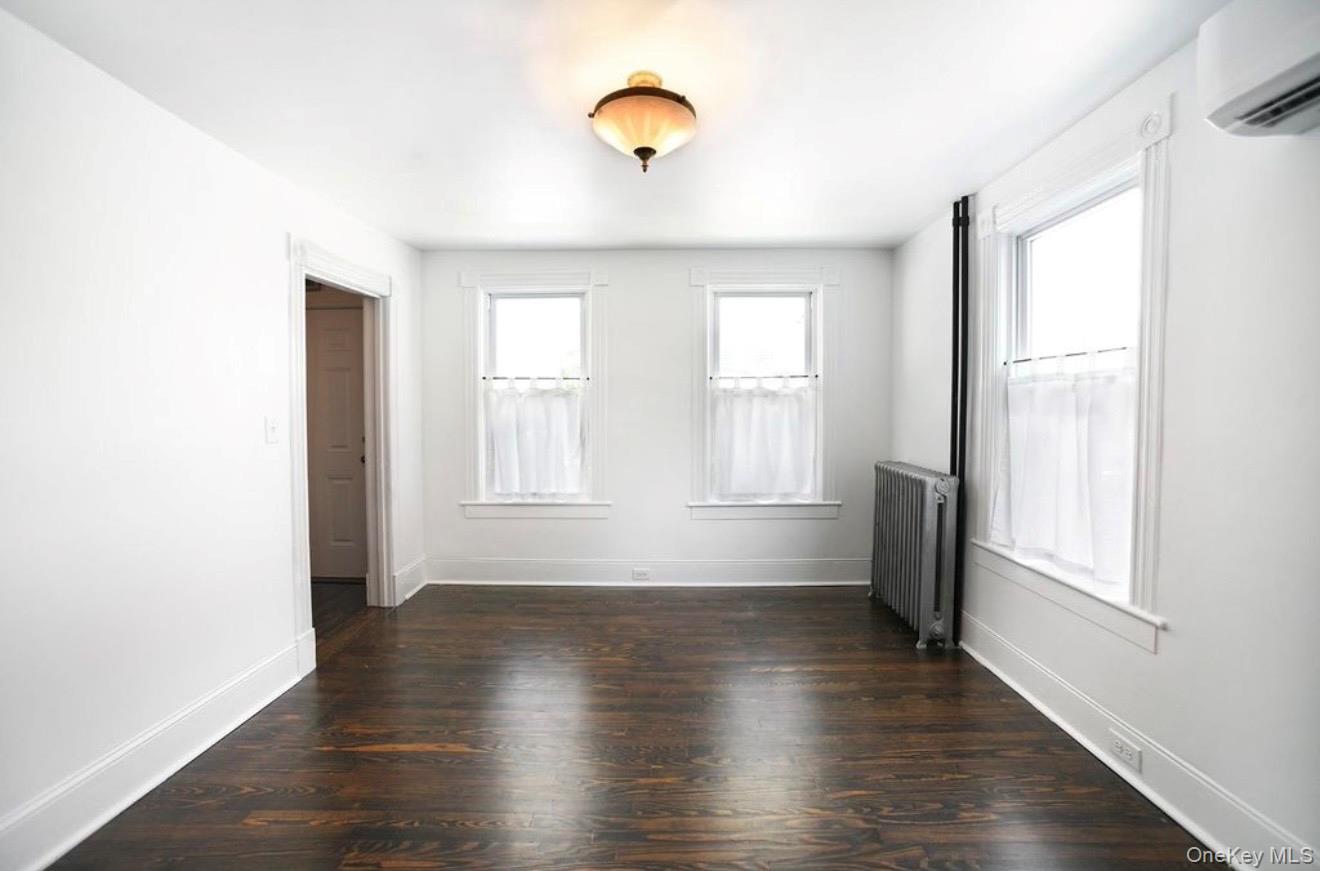 14 S Cedar Street Property Photo 6