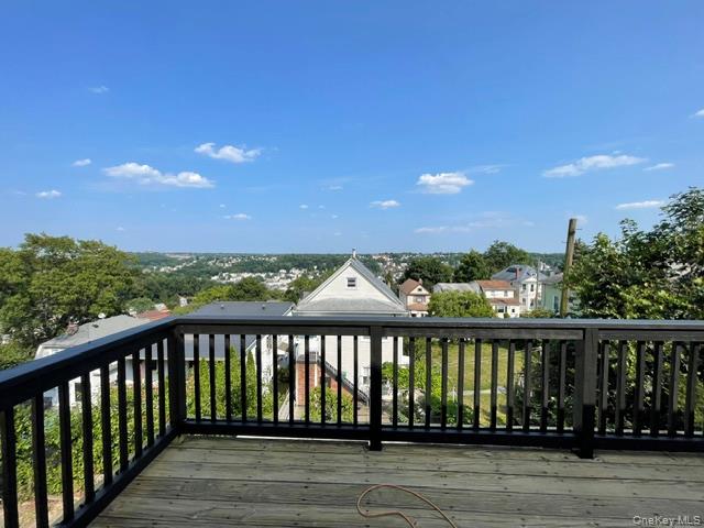 58 Tower Place Property Photo 3