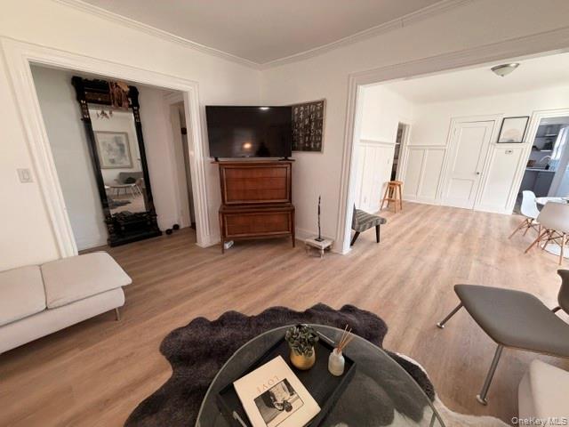 58 Tower Place Property Photo 6