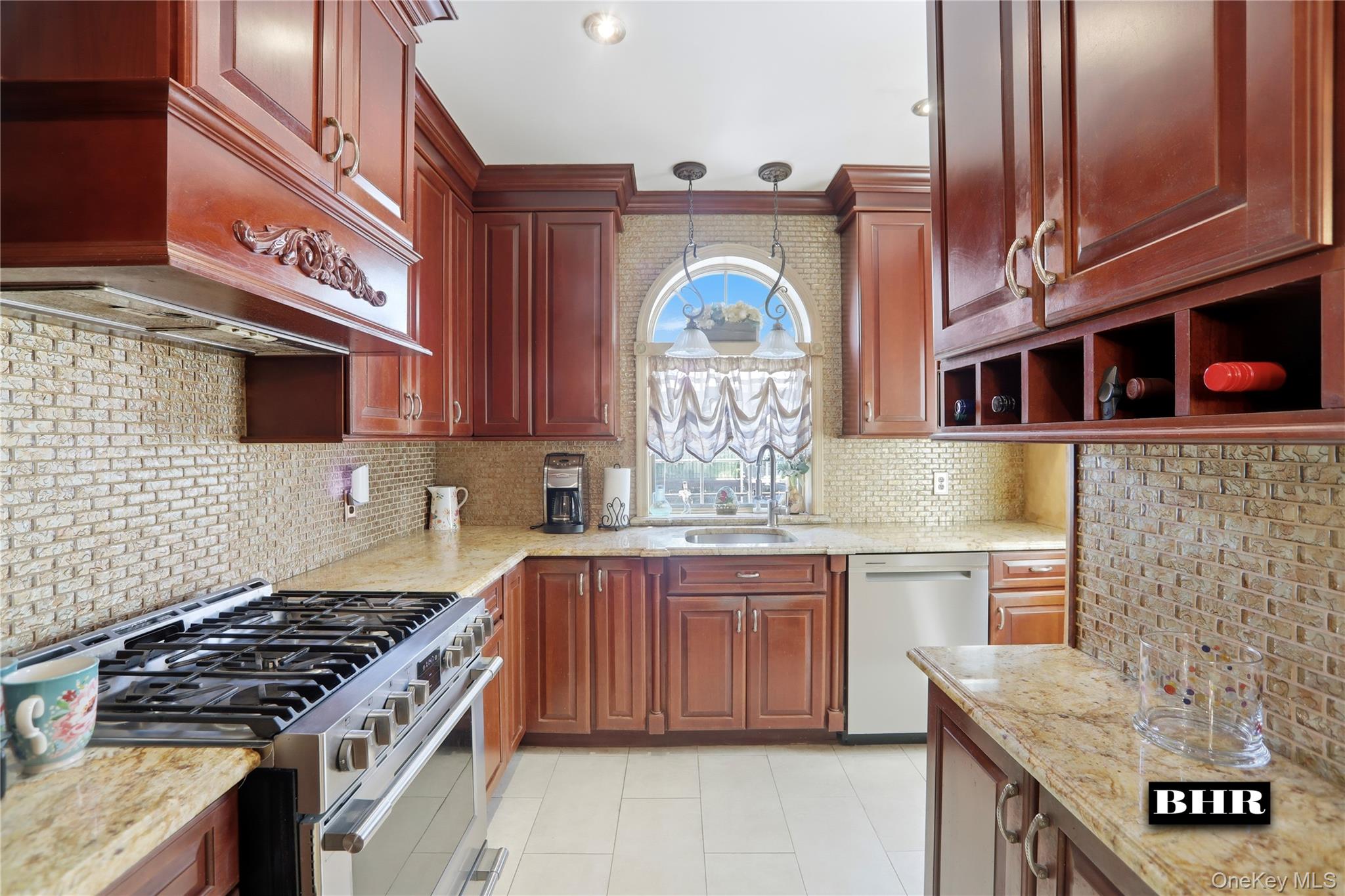 4511 Bedford Avenue Property Photo 7