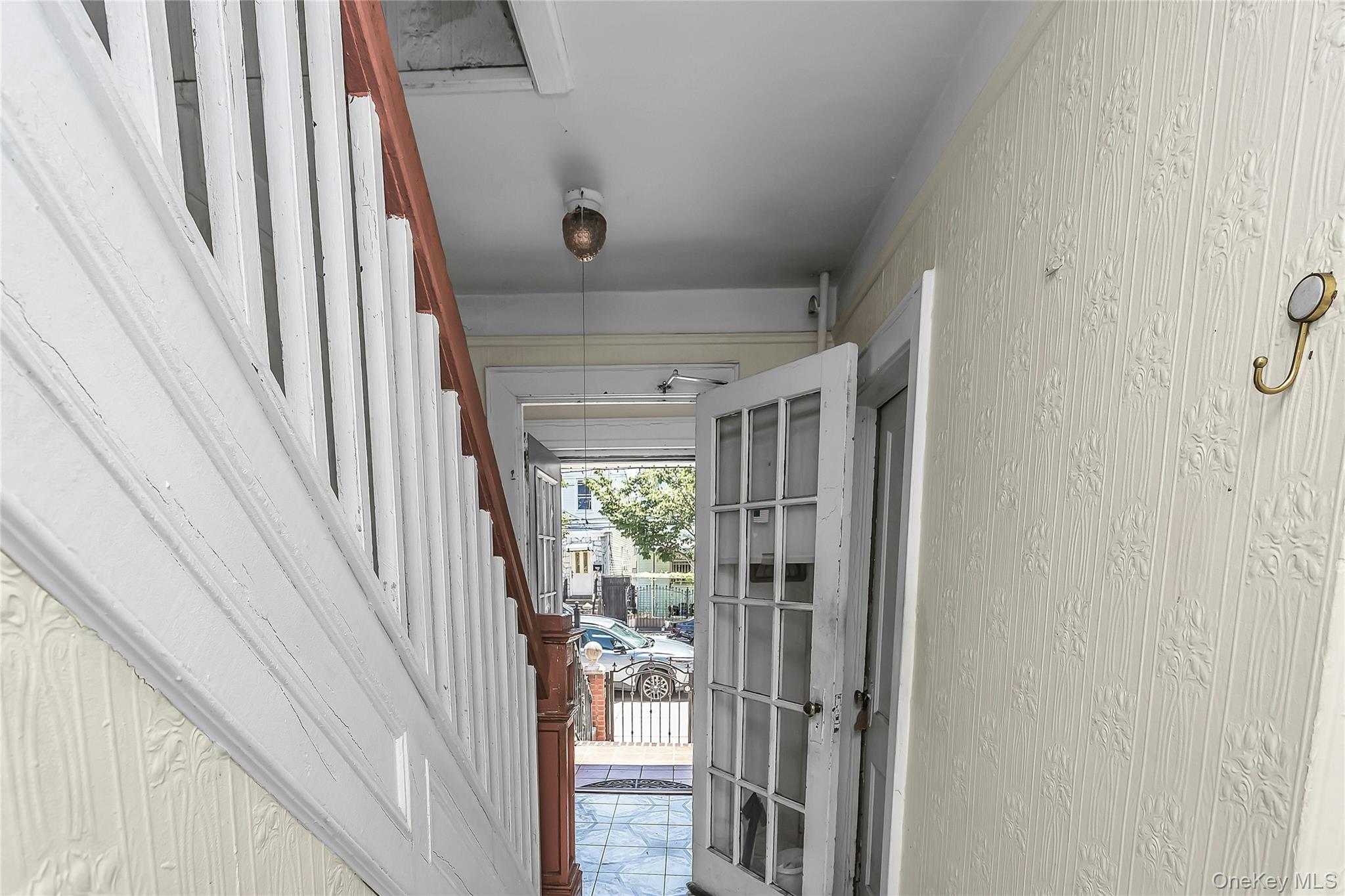 104-29 37th Drive Property Photo 10