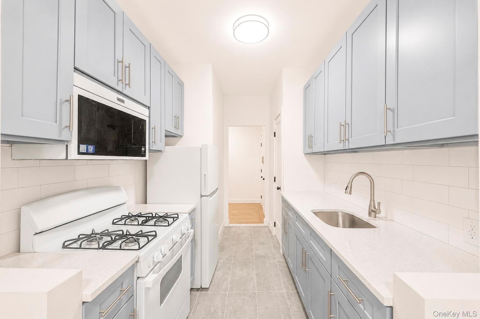 2925 Matthews Avenue 2h Property Photo 15