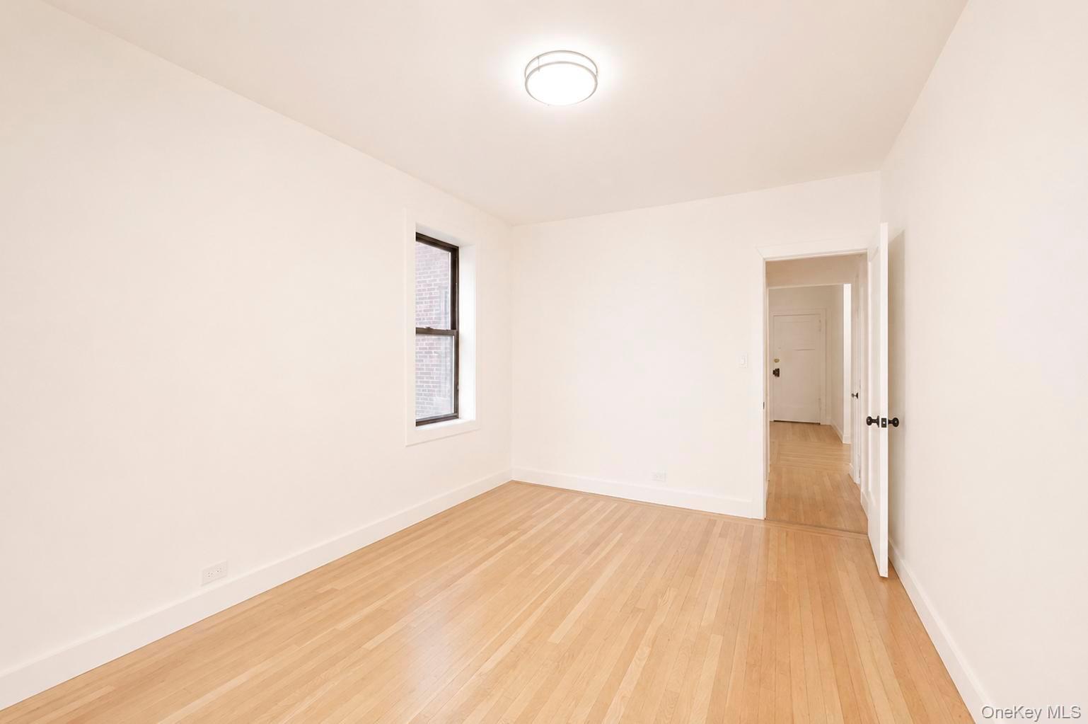 2925 Matthews Avenue 2h Property Photo 20