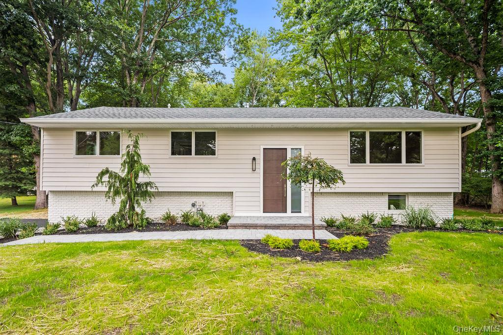 142 N Little Tor Road Property Photo 2