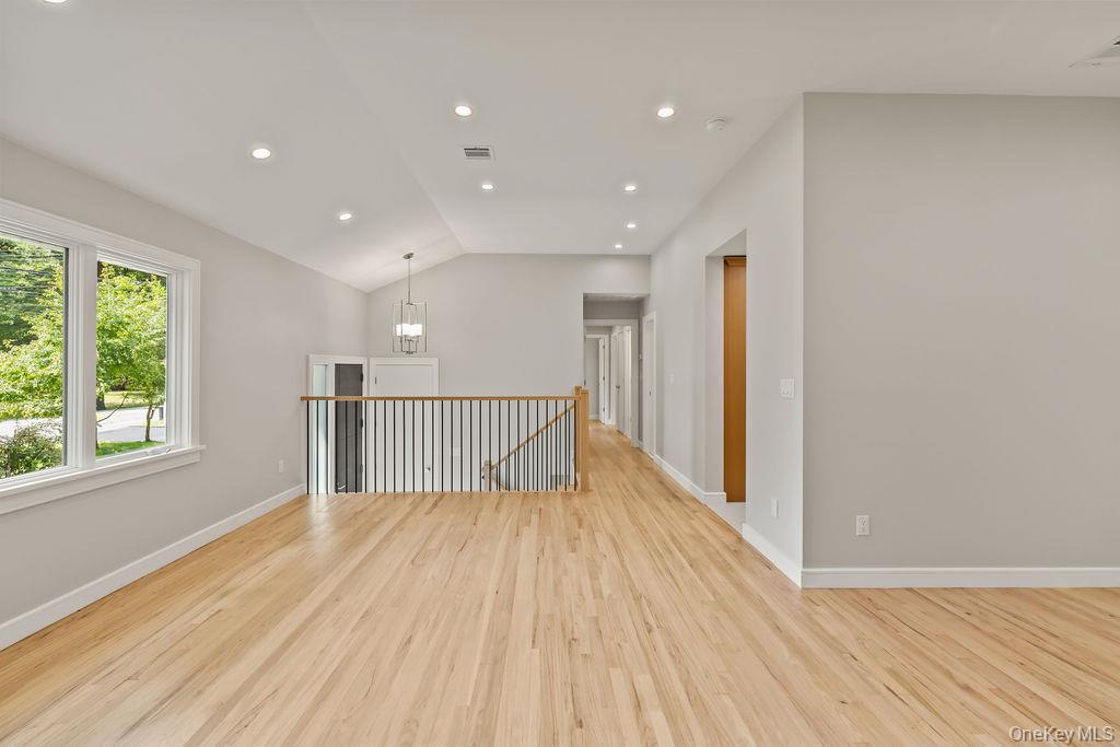 142 N Little Tor Road Property Photo 6