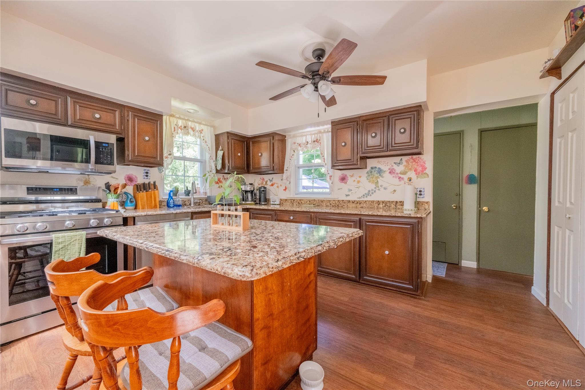 5 Cedar Grove Terrace Property Photo 8