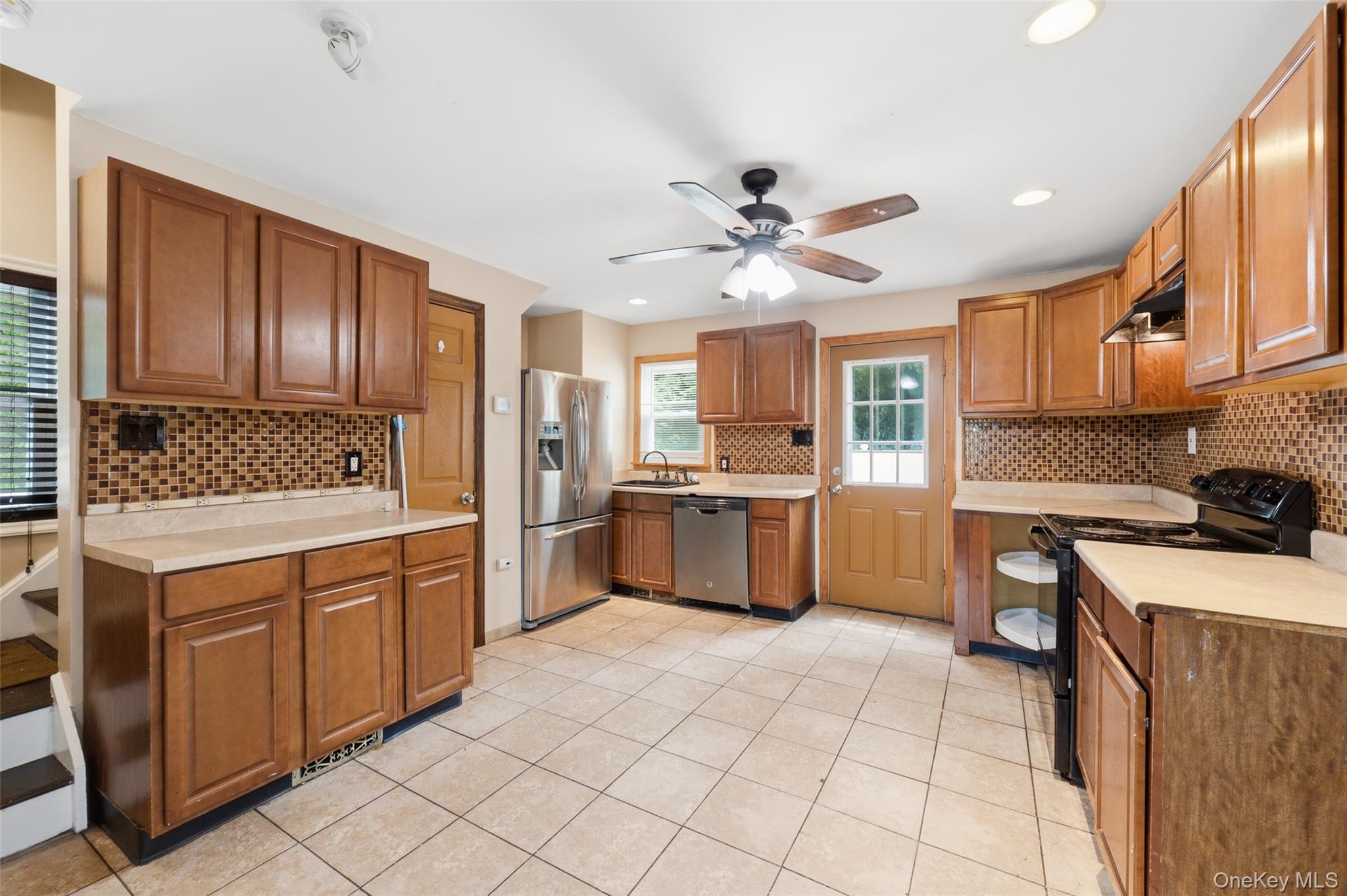 14 Nevada Road Property Photo 3